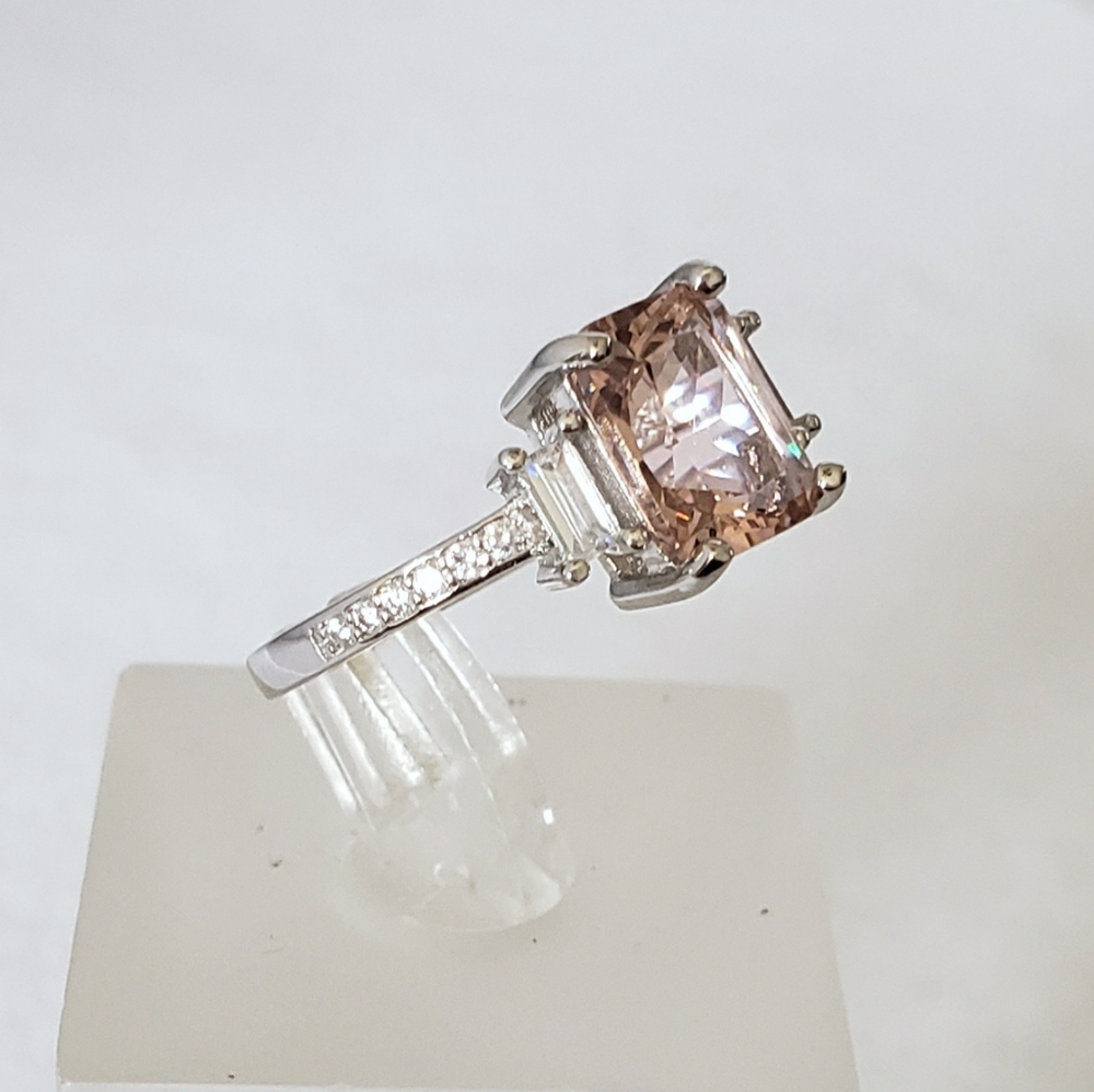 Sterling 2ct Morganite Ring - Picture 3 of 8